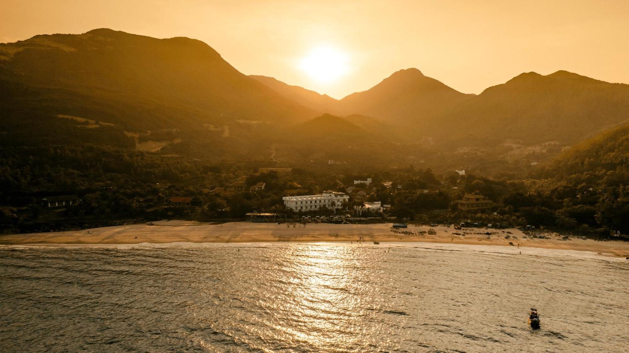 Seaside Boutique Resort Quy Nhon Buitenkant foto