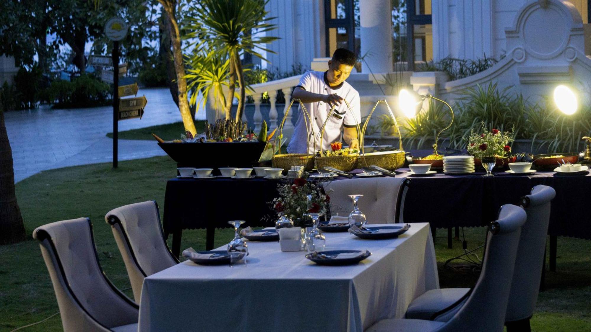 Seaside Boutique Resort Quy Nhon Buitenkant foto
